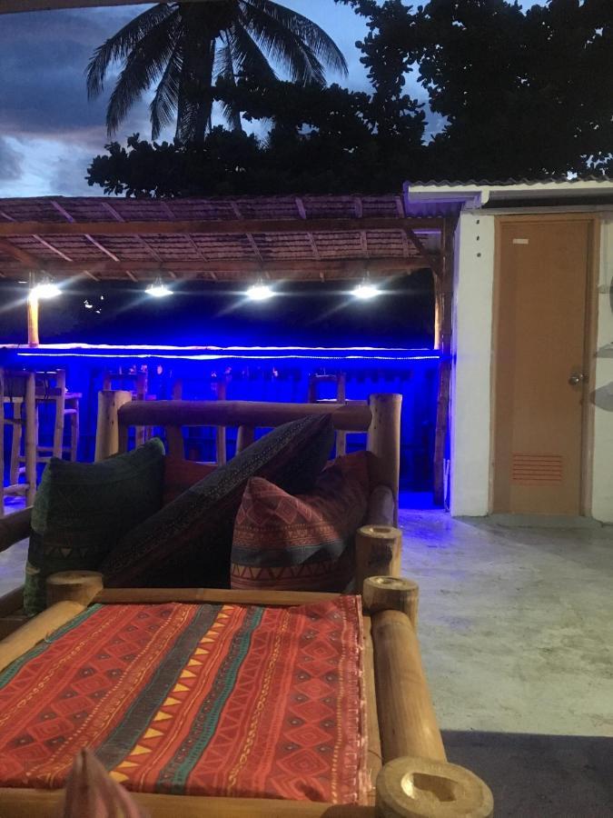 Hostel Lions Mambajao Exteriér fotografie